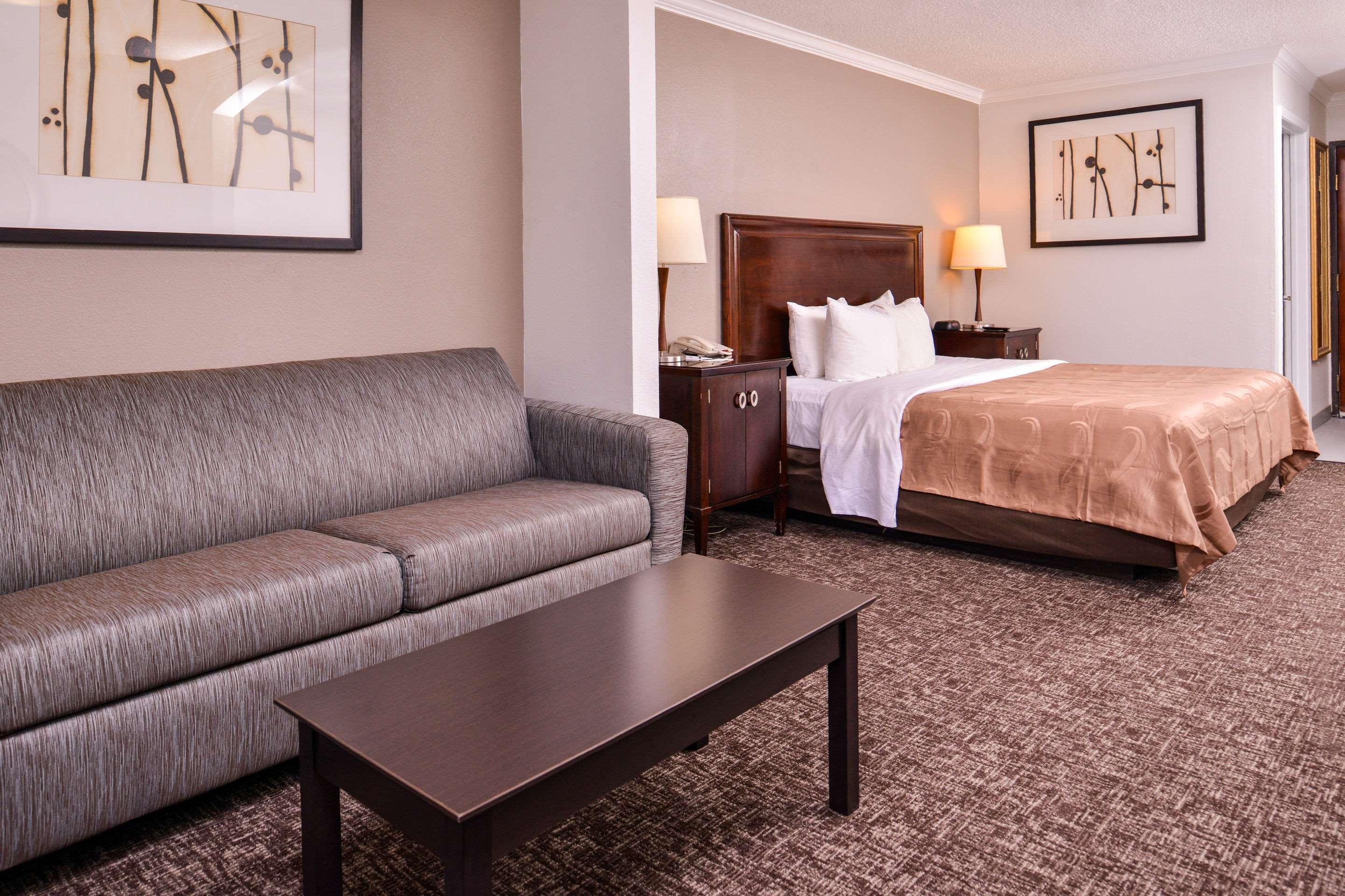 Quality Inn & Suites Beaumont Eksteriør bilde
