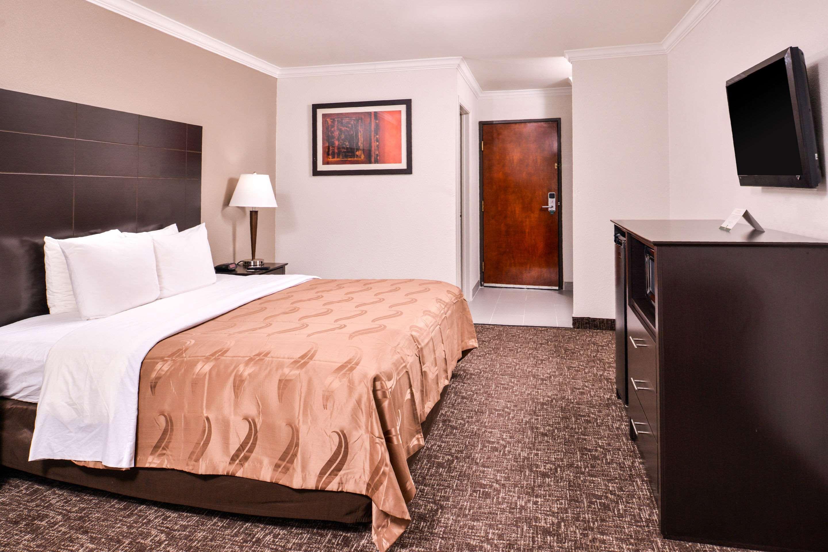 Quality Inn & Suites Beaumont Eksteriør bilde