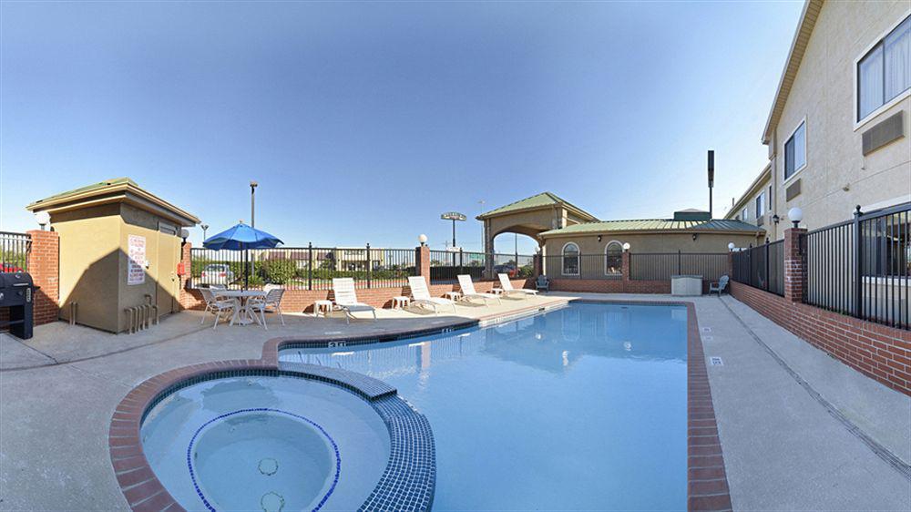 Quality Inn & Suites Beaumont Fasiliteter bilde